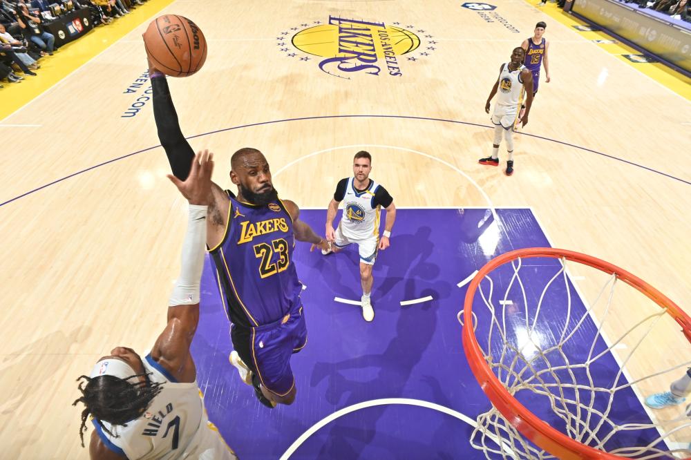 记者：塔雷米因肌肉疲劳将缺席本轮国米与乌迪内斯的比赛.