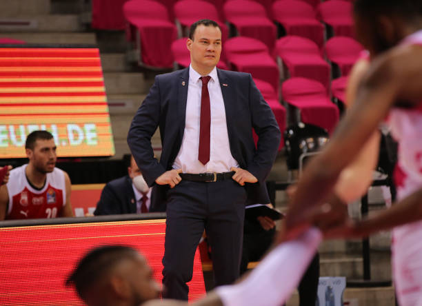 站队大战 站队大战