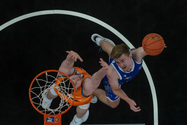 配合往往会 配合往往会